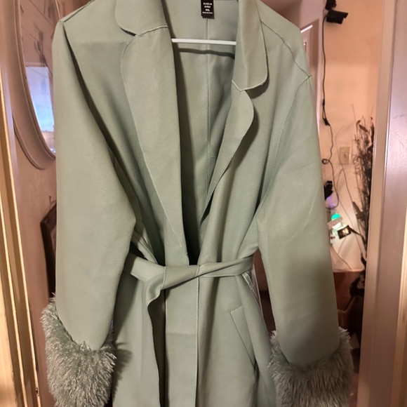 Over coat - Picture 2 of 3